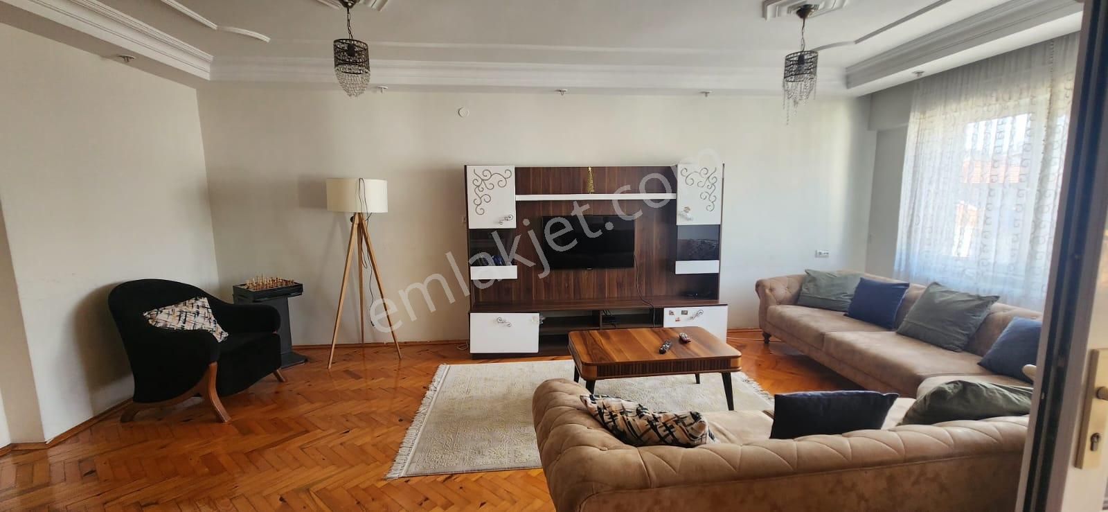 Değirmenönünde Geniş Dubleks Daire - Görsel 24