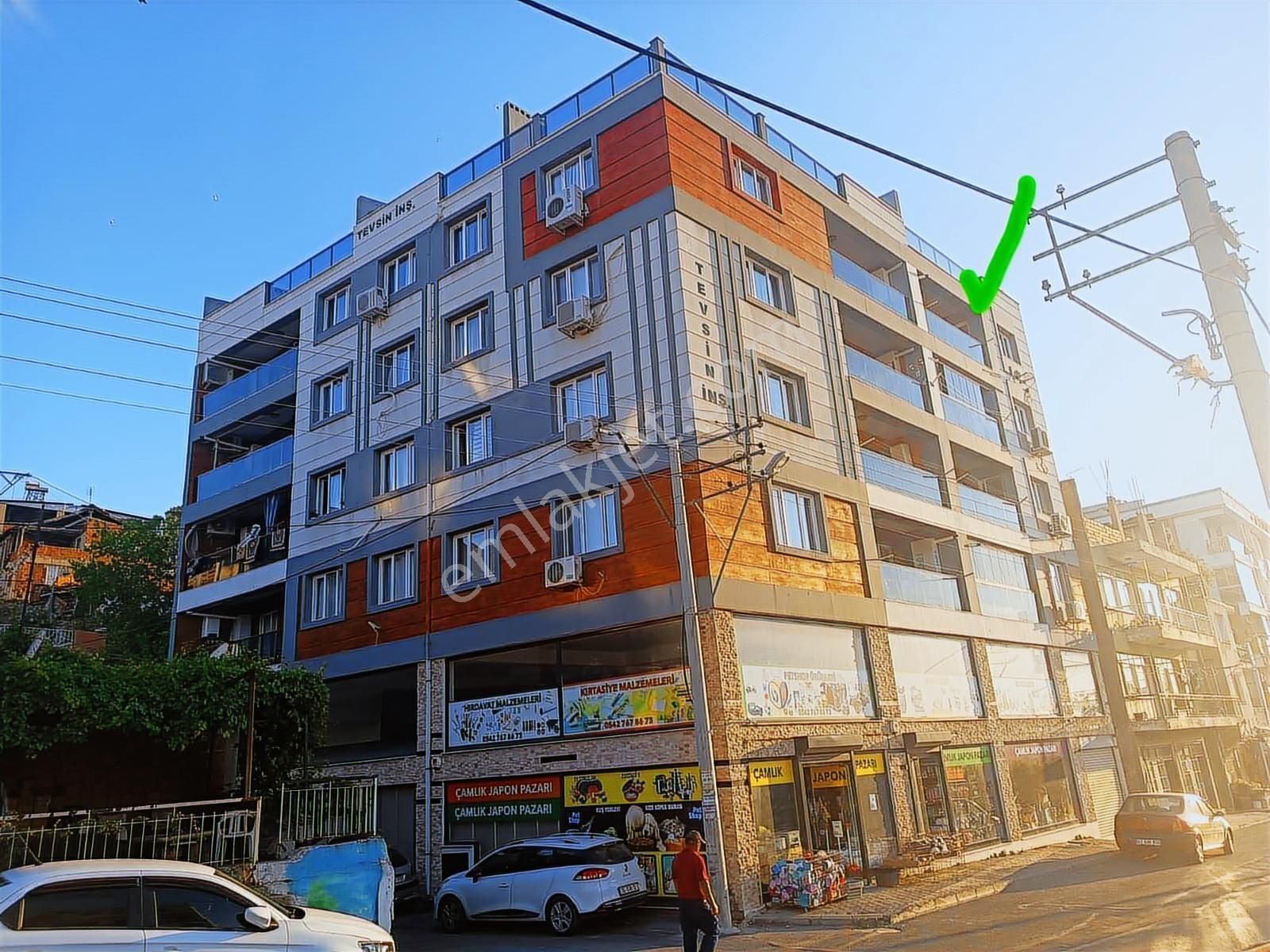 Yeni Girne Caddesi Medıcalpoınt Yakını 4+1 Satılık Dubleks Daire - Görsel 13