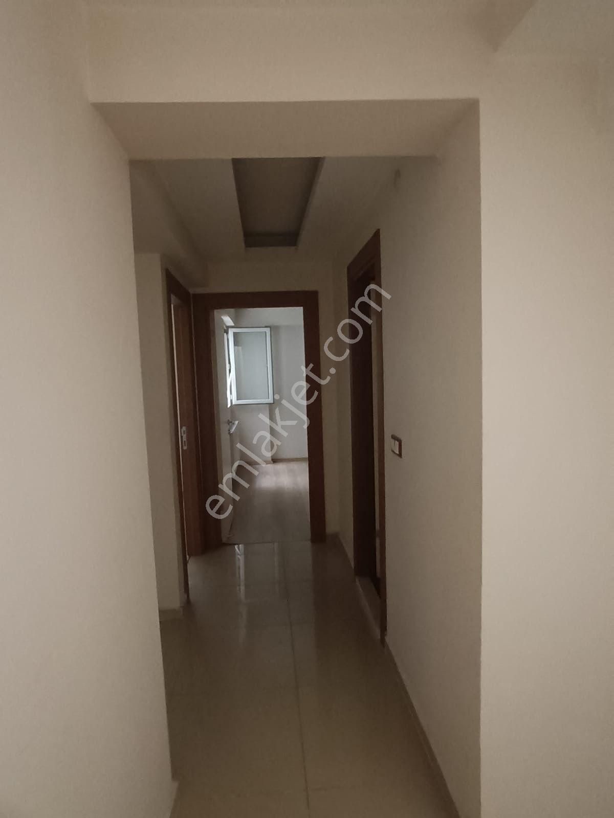Yeni Girne Caddesi Medıcalpoınt Yakını 4+1 Satılık Dubleks Daire - Görsel 6