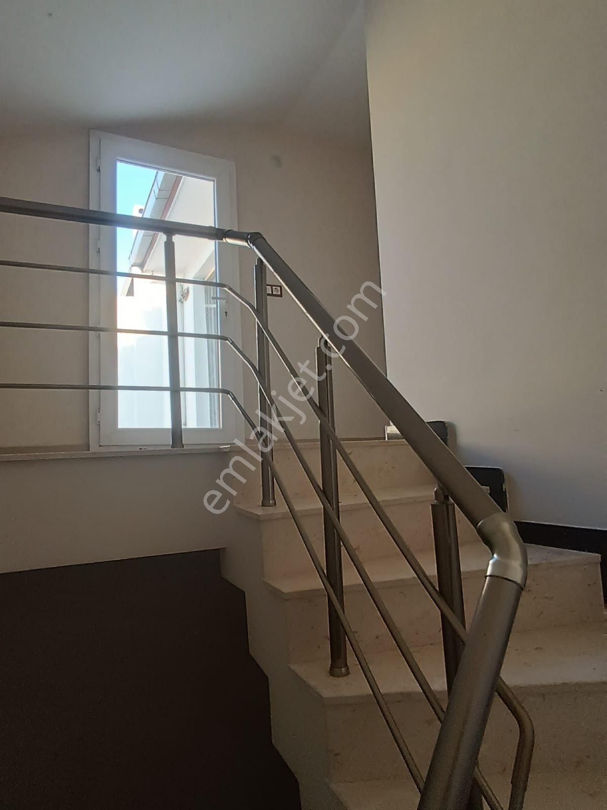 Yeni Girne Caddesi Medıcalpoınt Yakını 4+1 Satılık Dubleks Daire - Görsel 5