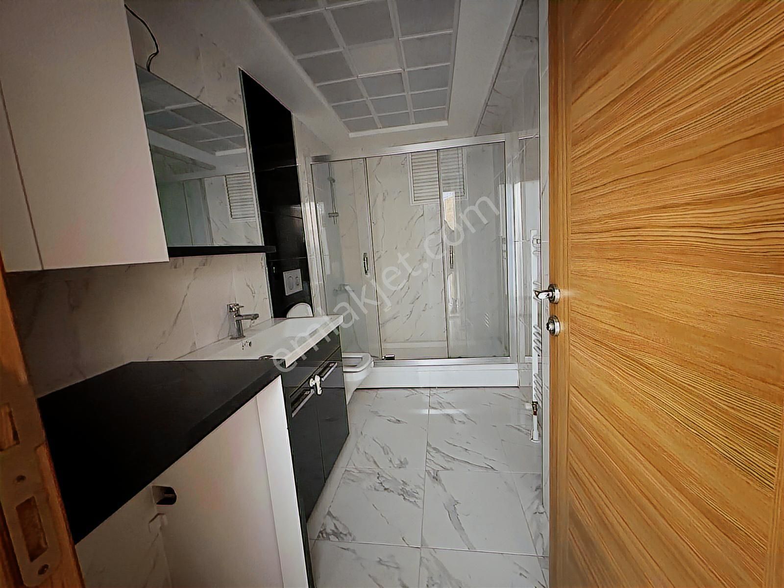 Bornova Yeşilova Trıo Lıfe 'ta Harıka Şehır Manzaralı 2+1 - Görsel 12