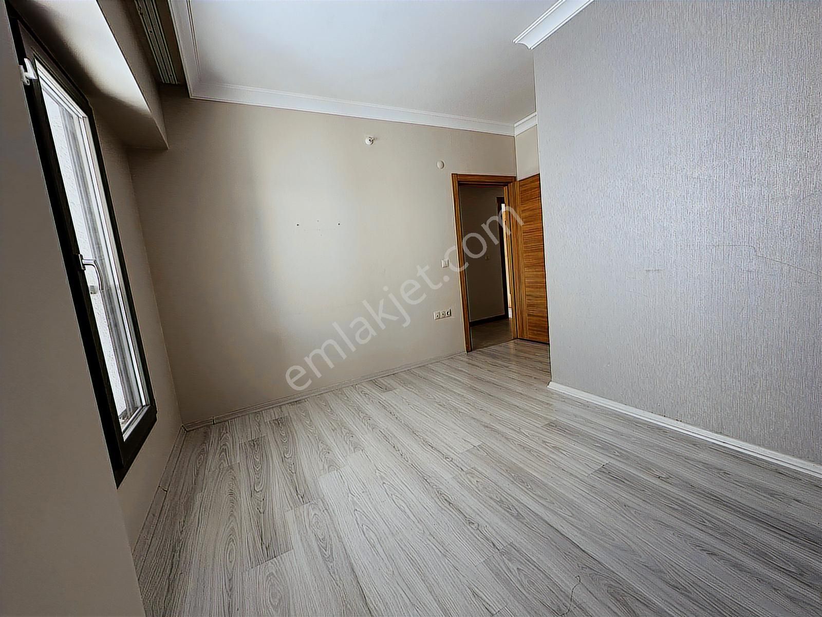 Bornova Yeşilova Trıo Lıfe 'ta Harıka Şehır Manzaralı 2+1 - Görsel 3