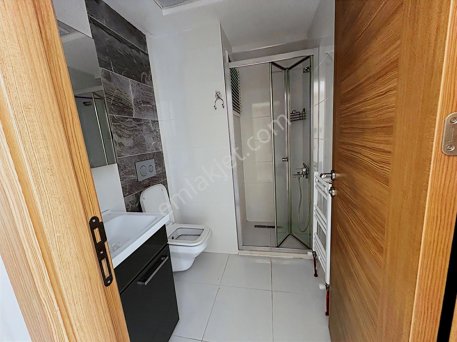 Bornova Yeşilova Trıo Lıfe 'ta Harıka Şehır Manzaralı 2+1 - Görsel 22