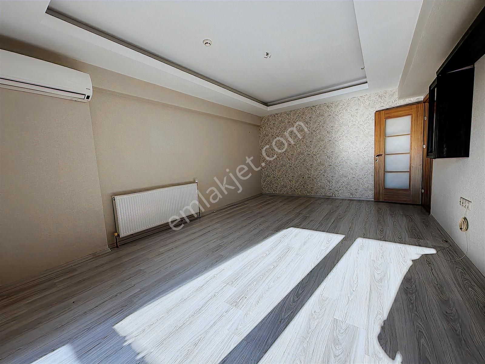 Bornova Yeşilova Trıo Lıfe 'ta Harıka Şehır Manzaralı 2+1 - Görsel 16