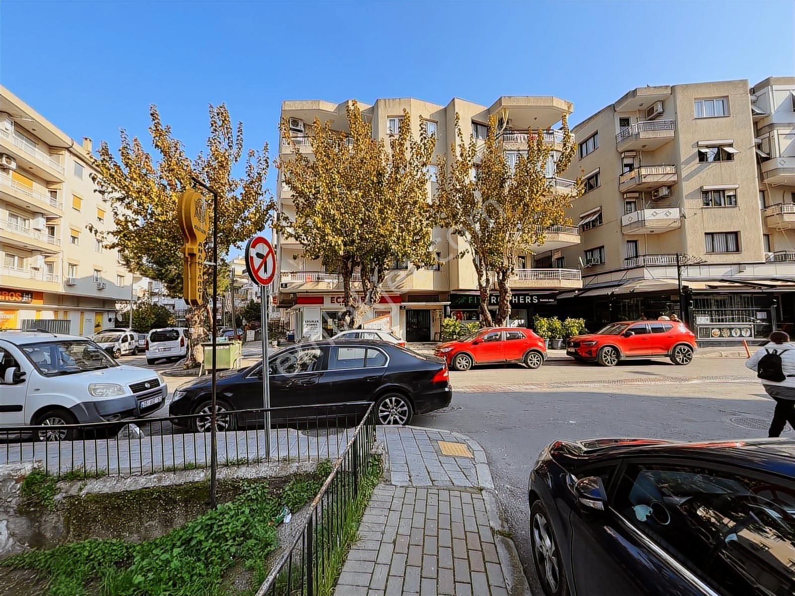 Güzelyalı Mah. Köşe Konumda Yatırımlık Dükkan - Kristal Vega - Görsel 10