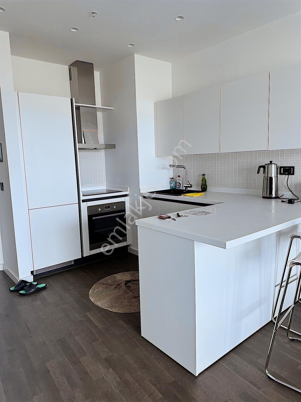 Folkart Vega'da Deniz Manzaralı 1+1 Satılık Daire