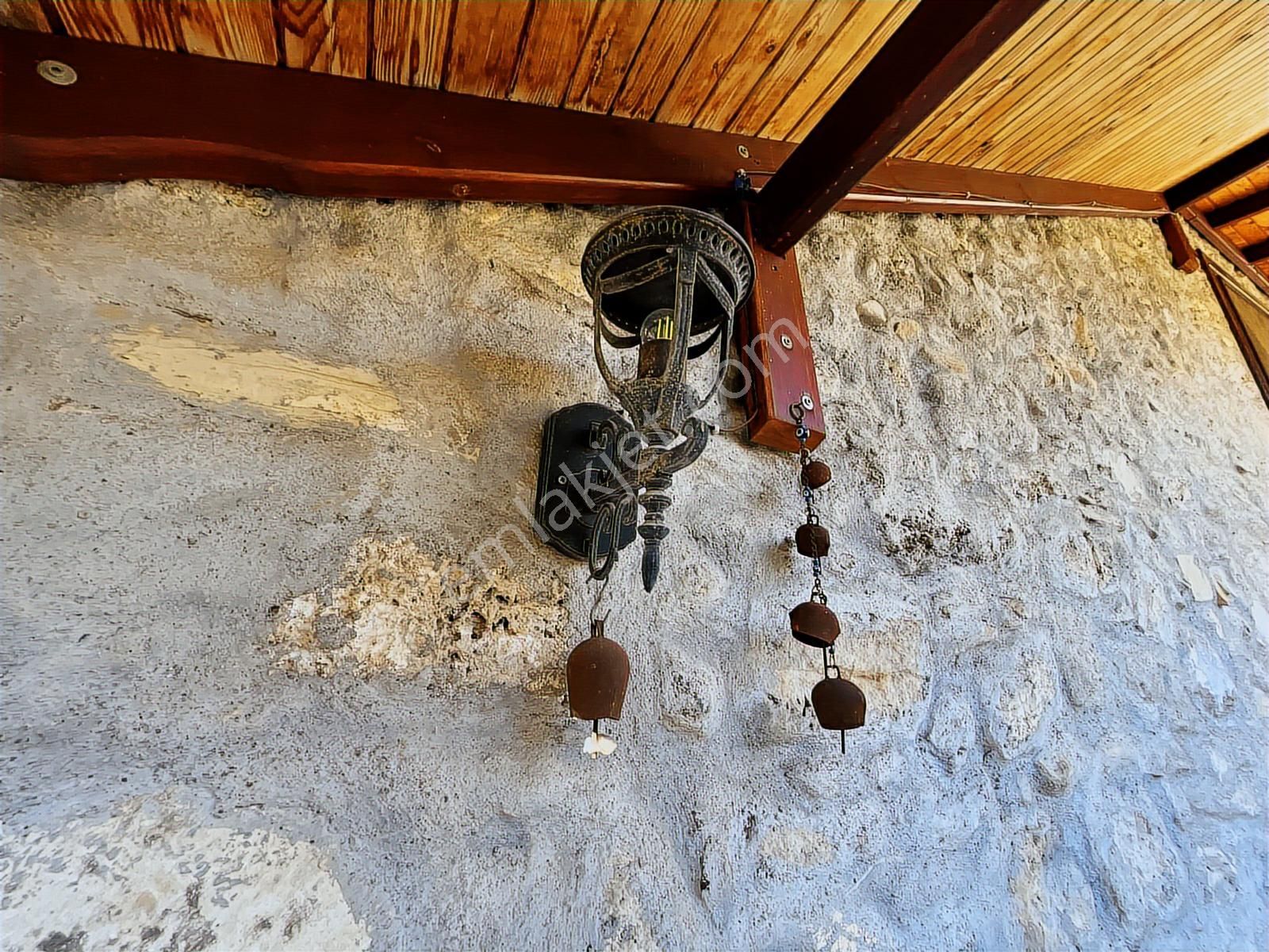 Urla Özbek'te Taş Villa - Kristal Vega - Görsel 21