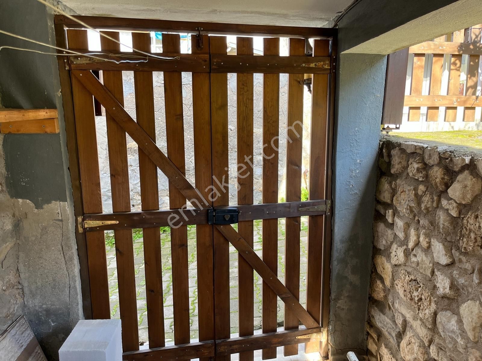 Urla Özbek'te Taş Villa - Kristal Vega - Görsel 11