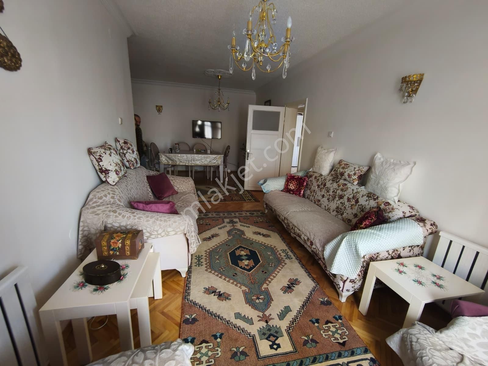 Aydınlıkevlerin Kalbinde Kentsel Dönüşüme Girmiş 2+1 Daire - Görsel 10