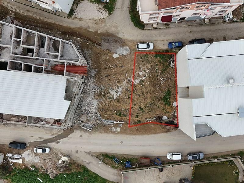 C21 Cius; Umurbey'de 201 M2 Konut İmarlı Satılık Arsa - Görsel 4