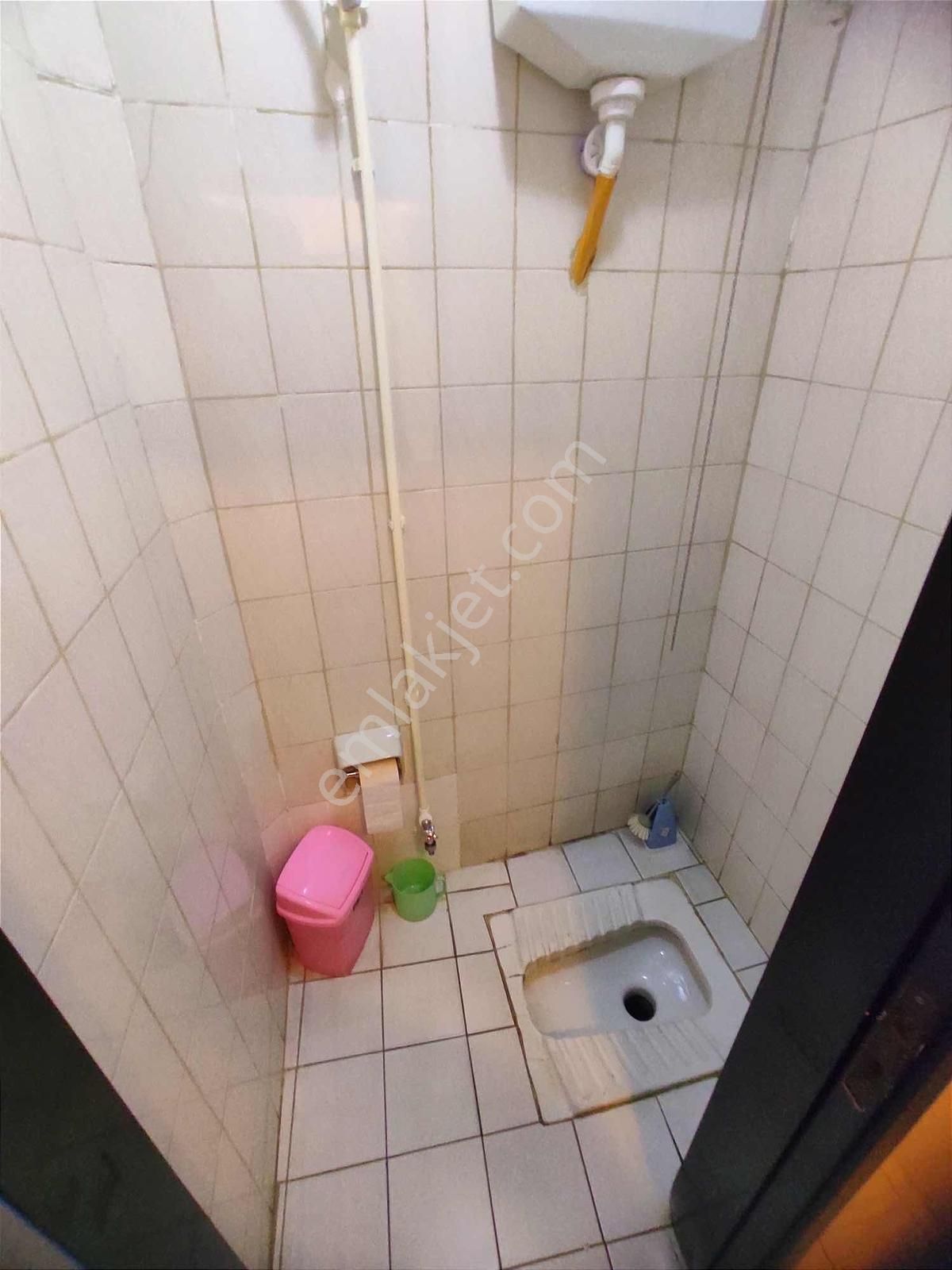 Yeşil Cadde Üzeri Tabela Değeri Yüksek 160 M² Köşe Dükkan - Görsel 20