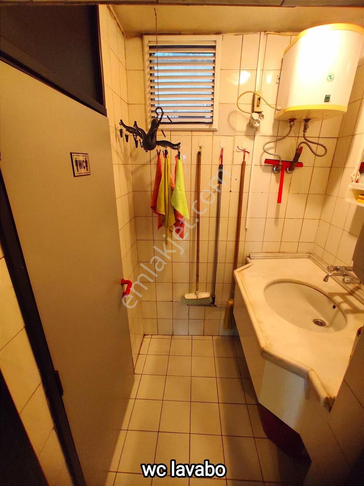 Yeşil Cadde Üzeri Tabela Değeri Yüksek 160 M² Köşe Dükkan - Görsel 23