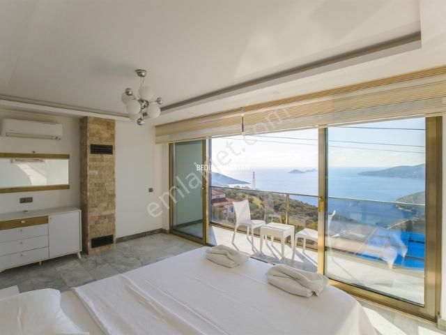 Kalkan'da Ultra Lüks Belgeli Yüksek Getirili 2 Villa - Görsel 16