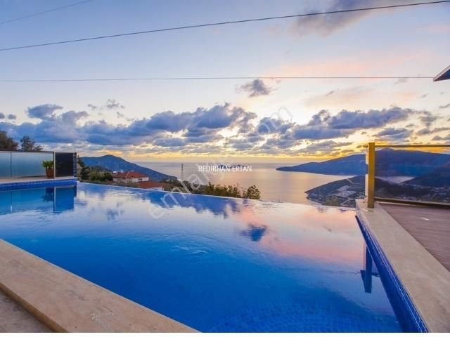 Kalkan'da Ultra Lüks Belgeli Yüksek Getirili 2 Villa - Görsel 9