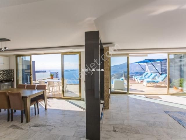 Kalkan'da Ultra Lüks Belgeli Yüksek Getirili 2 Villa - Görsel 11