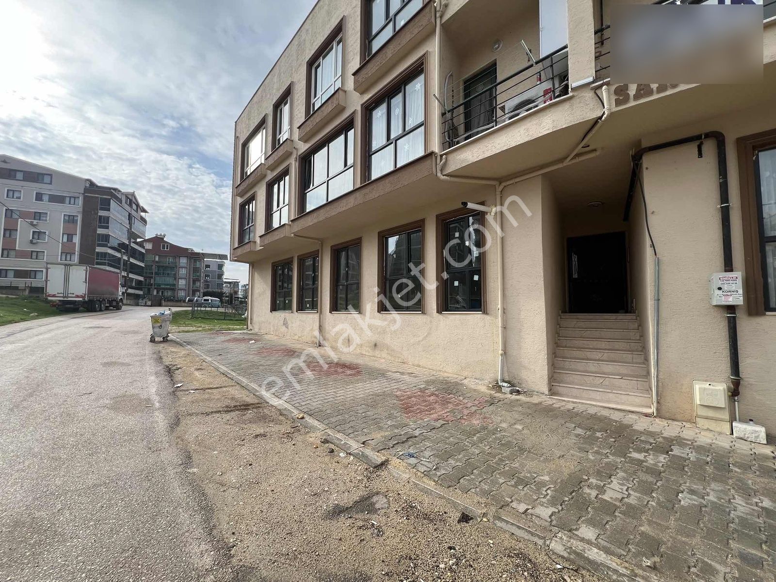 Nilüfer Akçalar'da Masrafsız 2+1 Yüksek Giriş Daire - Görsel 2