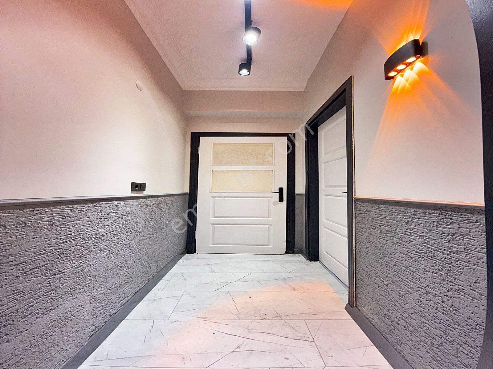 Esenyurt Akevler Mahallesin'de Acil Satılık 2+1 Bahçe Katı !!! - Görsel 23