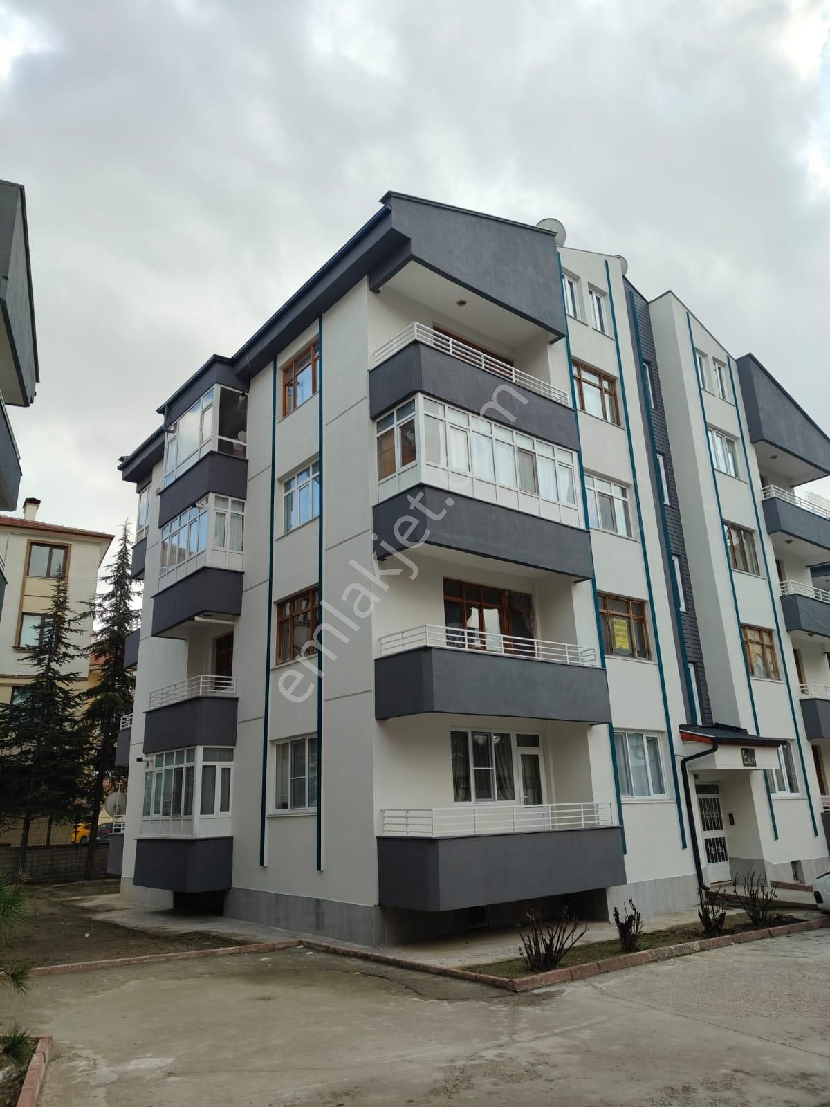 İstanbul Yolu Kent Gross Market Arkası 3+1 Çok Büyük Arakat Yabancıya Olur Kiralık Daire - Görsel 6