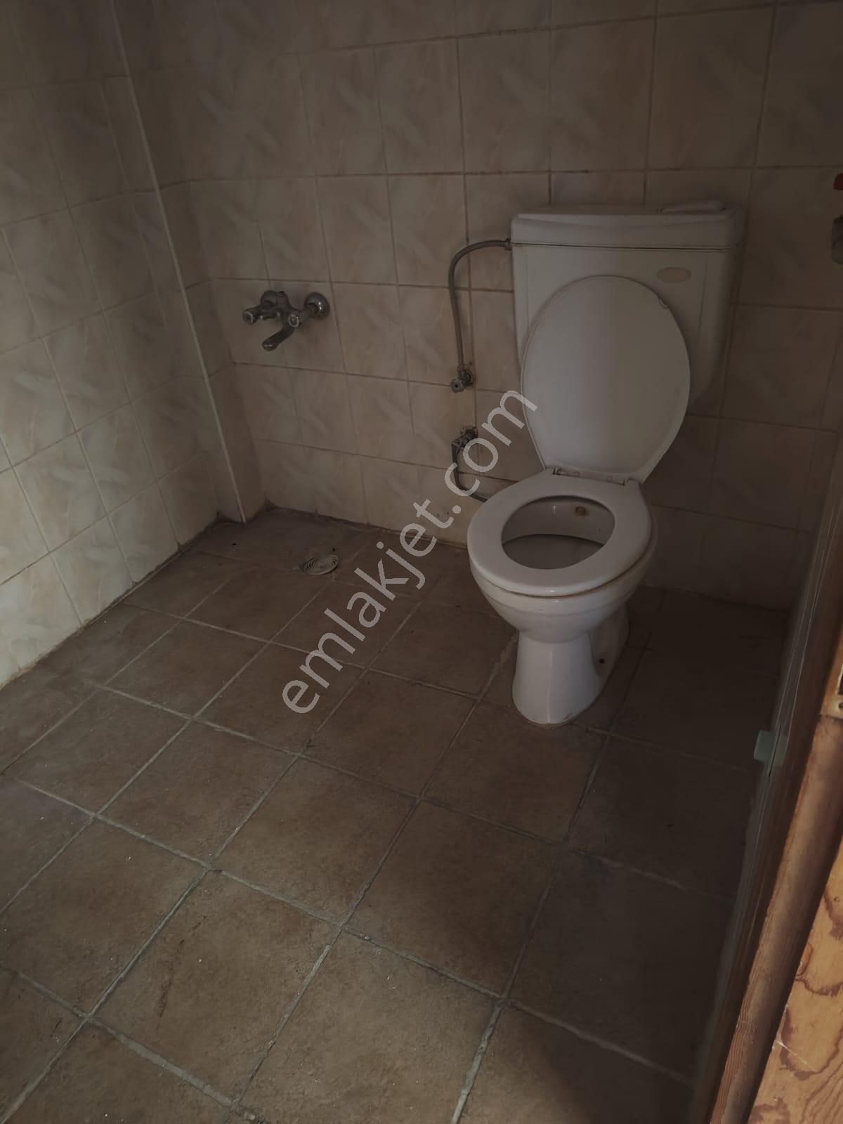 İstanbul Yolu Kent Gross Market Arkası 3+1 Çok Büyük Arakat Yabancıya Olur Kiralık Daire - Görsel 17