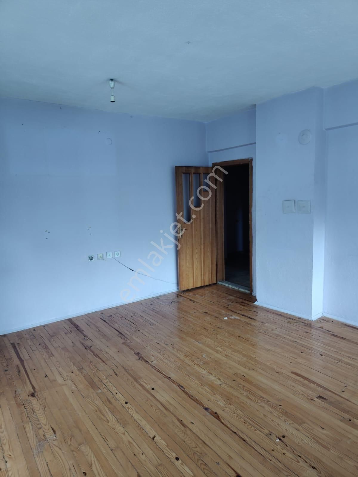 İstanbul Yolu Kent Gross Market Arkası 3+1 Çok Büyük Arakat Yabancıya Olur Kiralık Daire - Görsel 33