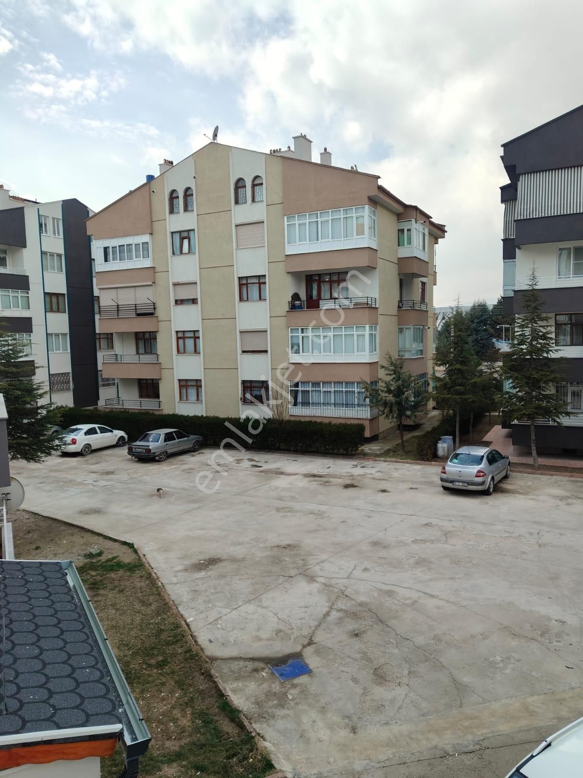 İstanbul Yolu Kent Gross Market Arkası 3+1 Çok Büyük Arakat Yabancıya Olur Kiralık Daire - Görsel 31