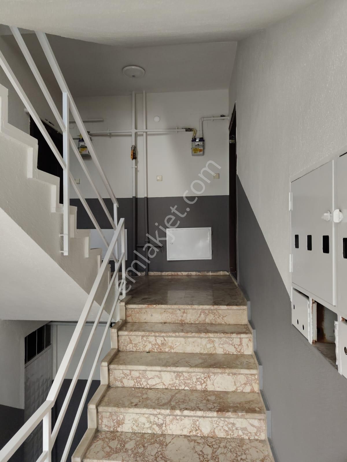 İstanbul Yolu Kent Gross Market Arkası 3+1 Çok Büyük Arakat Yabancıya Olur Kiralık Daire - Görsel 13