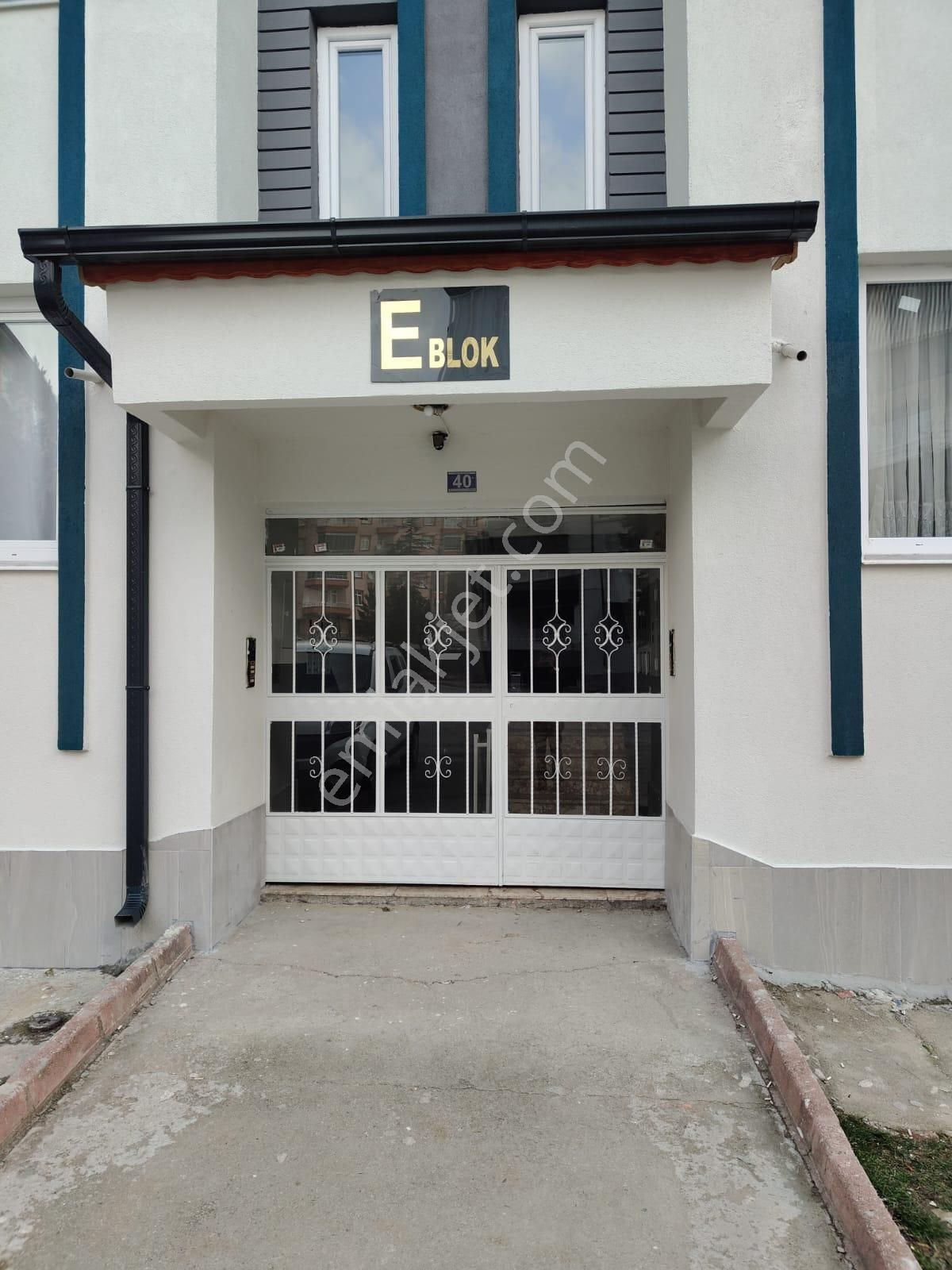 İstanbul Yolu Kent Gross Market Arkası 3+1 Çok Büyük Arakat Yabancıya Olur Kiralık Daire - Görsel 12