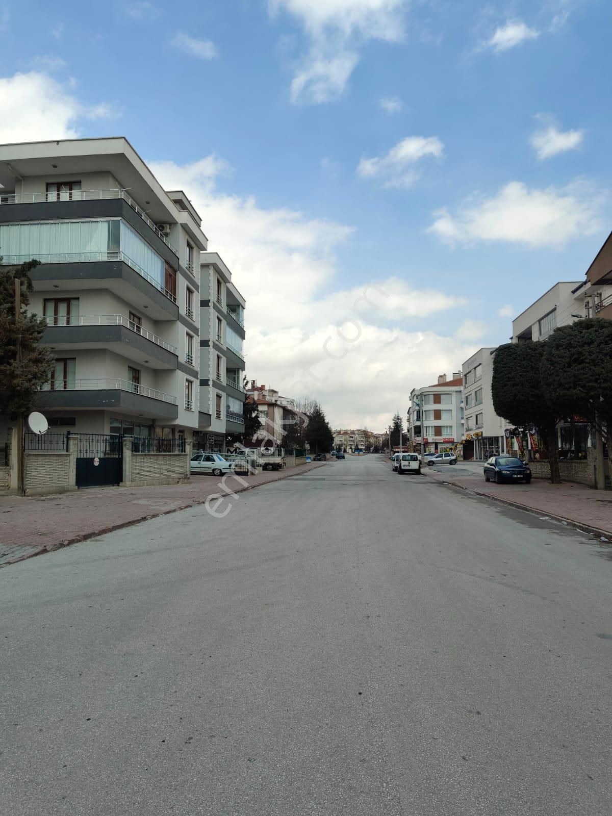 İstanbul Yolu Kent Gross Market Arkası 3+1 Çok Büyük Arakat Yabancıya Olur Kiralık Daire - Görsel 3