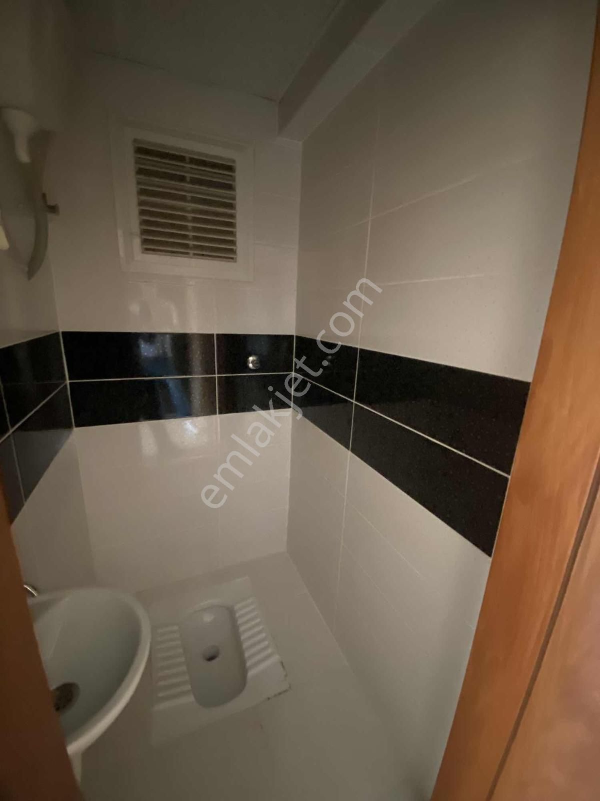 Buca Dokuzçeşmelerde Kiralık 2+1 Doğalgazlı Balkonlu Ev - Görsel 4