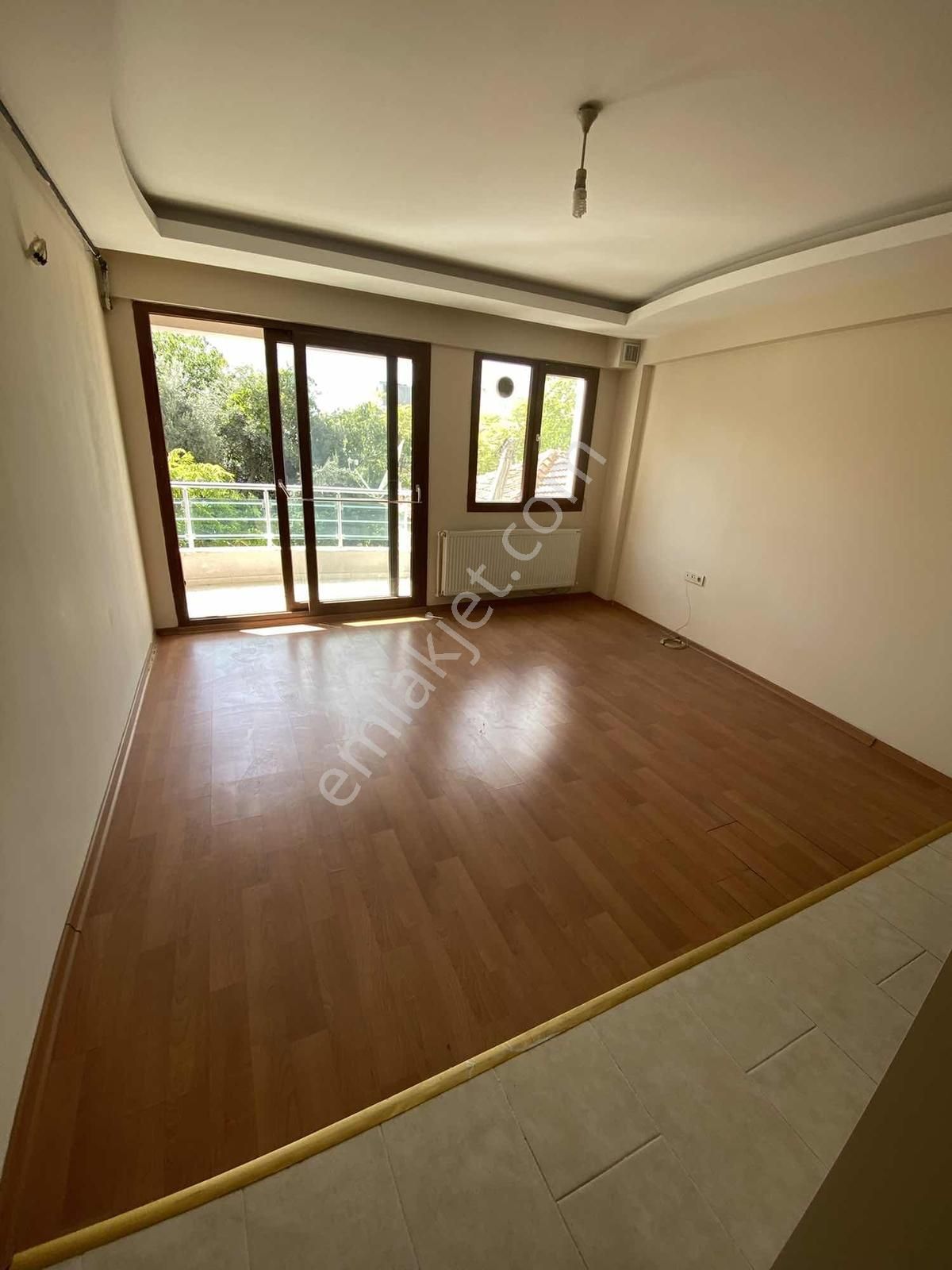 Buca Dokuzçeşmelerde Kiralık 2+1 Doğalgazlı Balkonlu Ev - Görsel 2