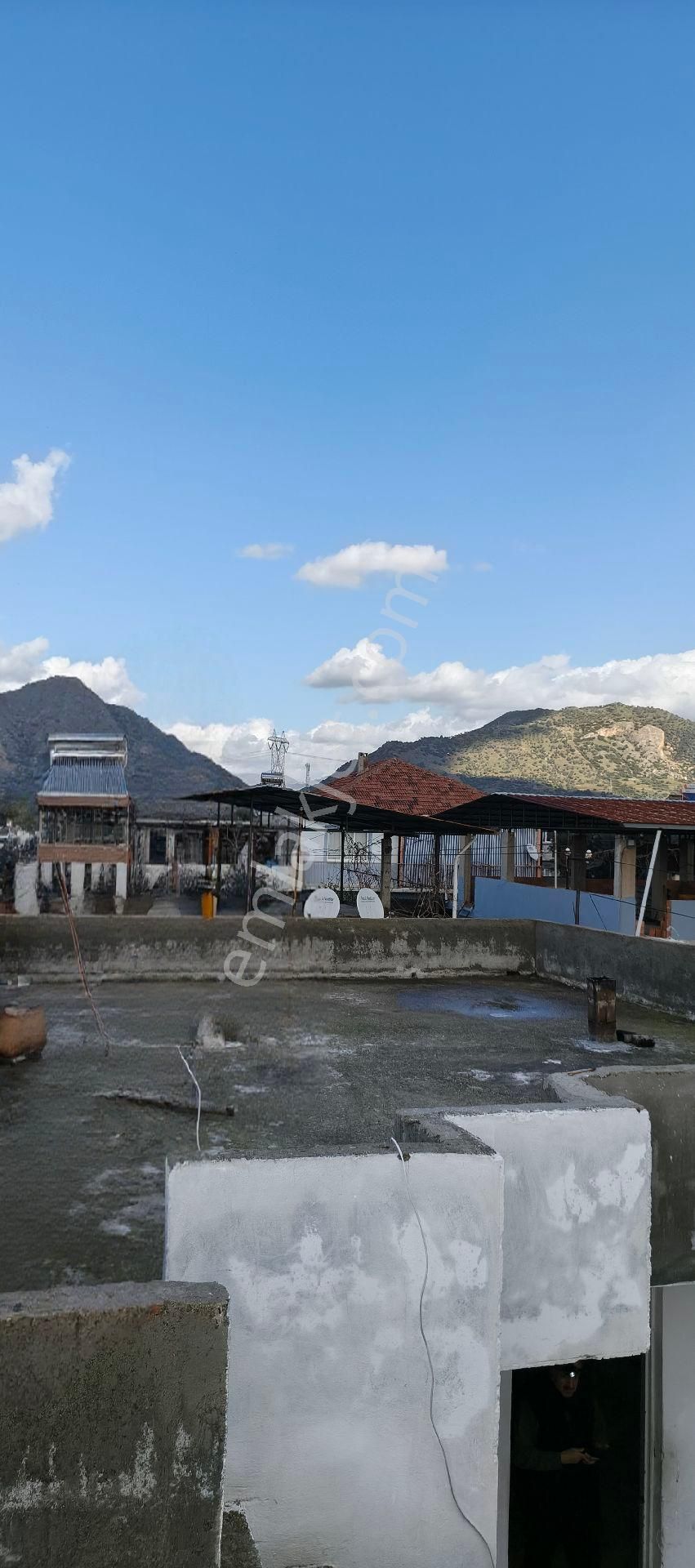 İncirliova Kurtuluş'ta Geniş Teraslı, Doğa Manzaralı Müstakil Ev - Görsel 19