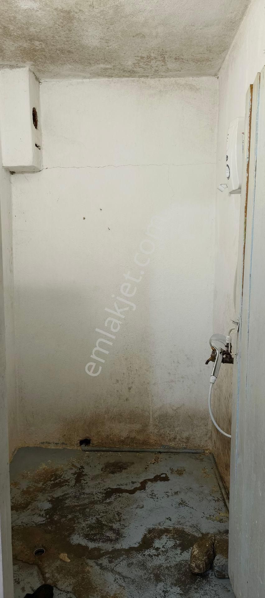 İncirliova Kurtuluş'ta Geniş Teraslı, Doğa Manzaralı Müstakil Ev - Görsel 14