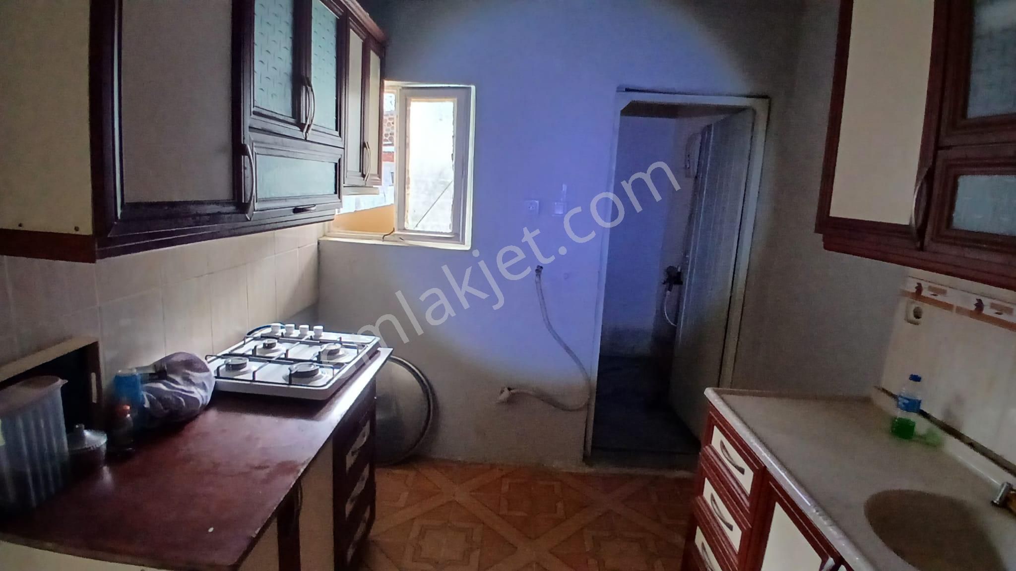 İncirliova Kurtuluş'ta Geniş Teraslı, Doğa Manzaralı Müstakil Ev - Görsel 25