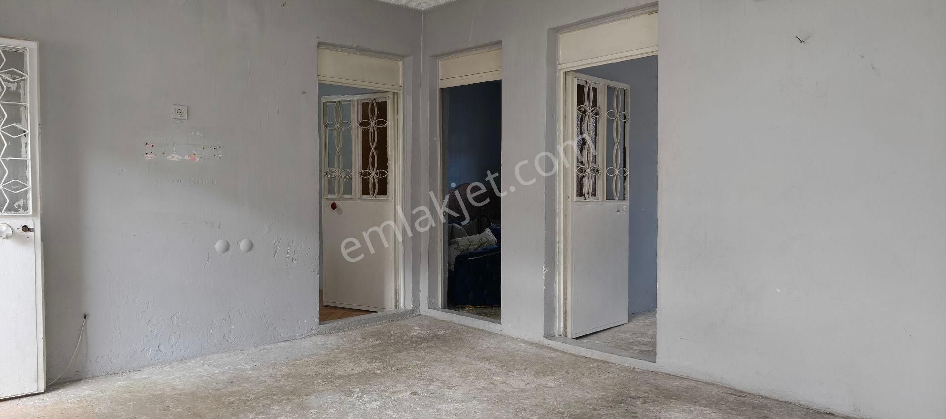 İncirliova Kurtuluş'ta Geniş Teraslı, Doğa Manzaralı Müstakil Ev - Görsel 6