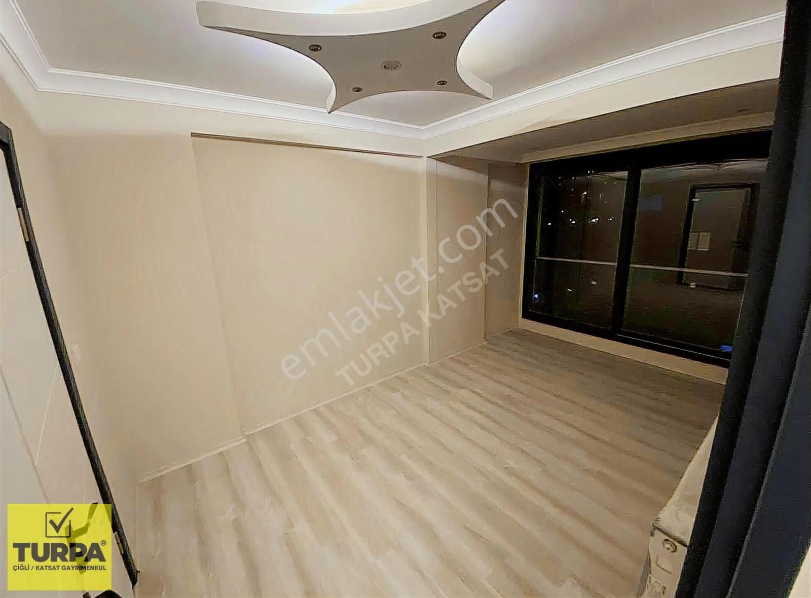 Çiğli Esentepe 2+1 90m² Kapalı Mutfak Yeni Binada Kiralık Daire - Görsel 2