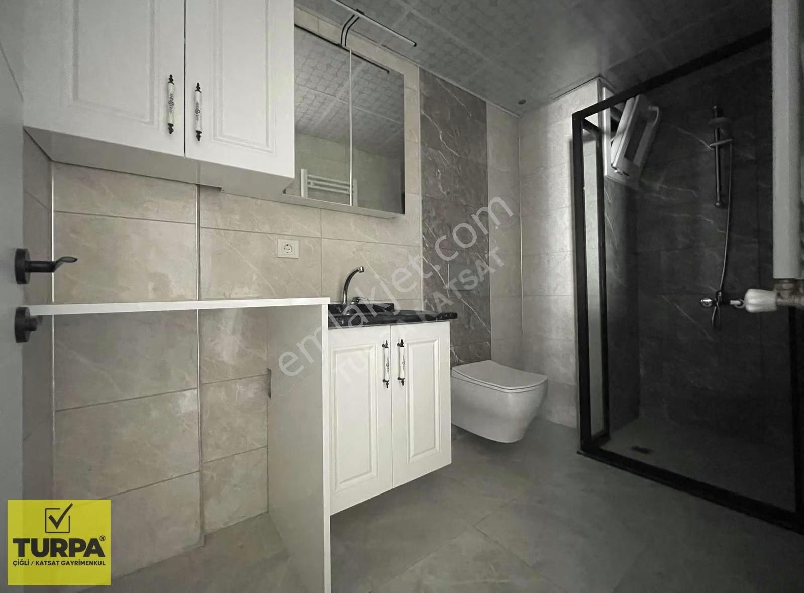 Çiğli Esentepe 2+1 90m² Kapalı Mutfak Yeni Binada Kiralık Daire - Görsel 17