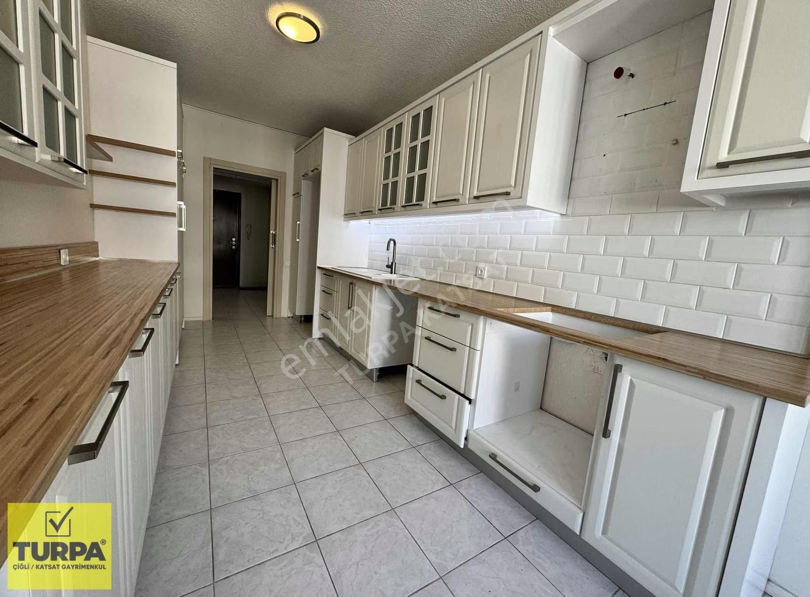 Pamukkale'de Deniz Manzaralı, Tadilatlı 4+1 Lüks Daire - Görsel 17