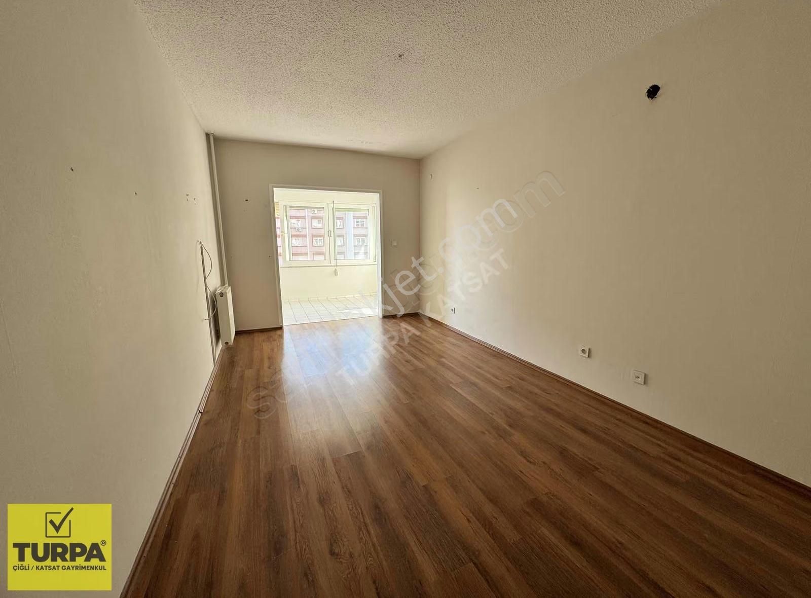 Pamukkale'de Deniz Manzaralı, Tadilatlı 4+1 Lüks Daire - Görsel 11