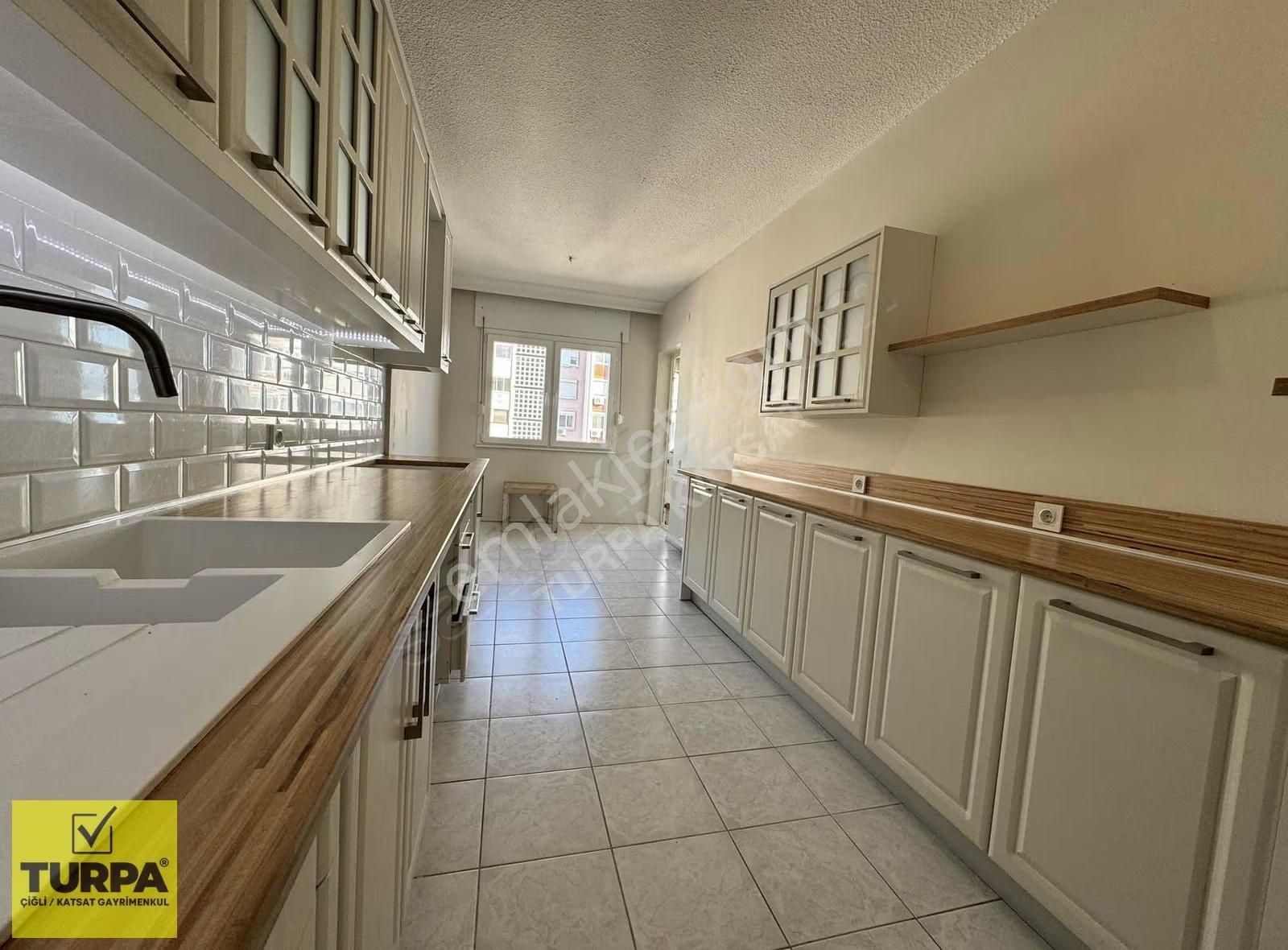 Pamukkale'de Deniz Manzaralı, Tadilatlı 4+1 Lüks Daire - Görsel 6