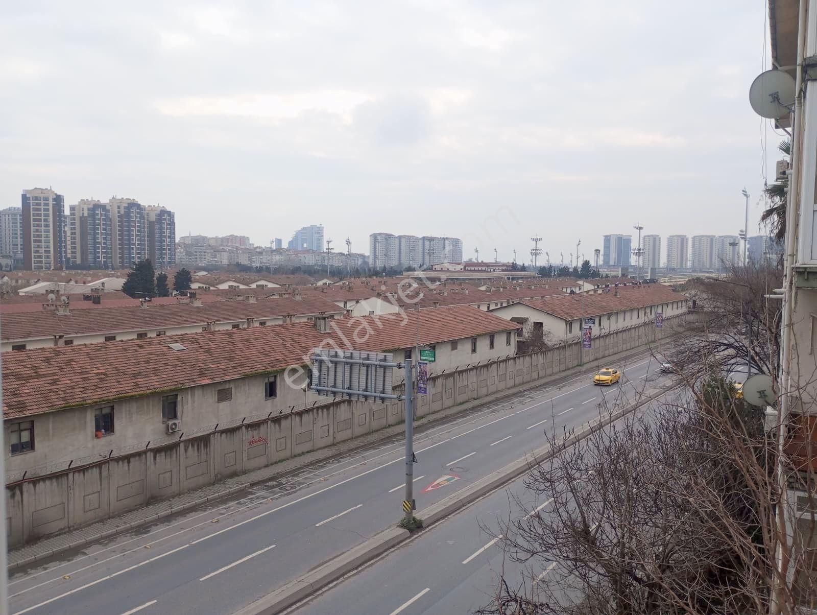 Bakırköy Osmaniyede Günay Sitesinde 3+1 Arakat Satılık Daire - Görsel 8