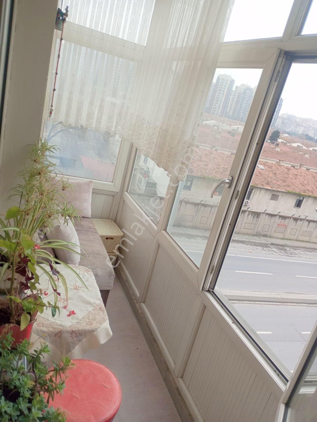 Bakırköy Osmaniyede Günay Sitesinde 3+1 Arakat Satılık Daire - Görsel 9