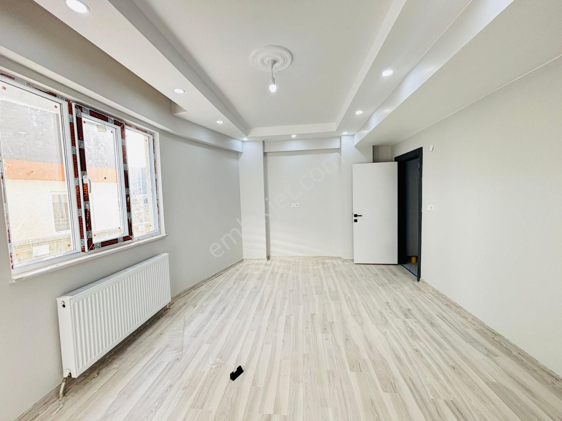 Güven'den Okullara Ve Servis Duraklarına Yakın Sıfır 2+1 Daire - Görsel 2