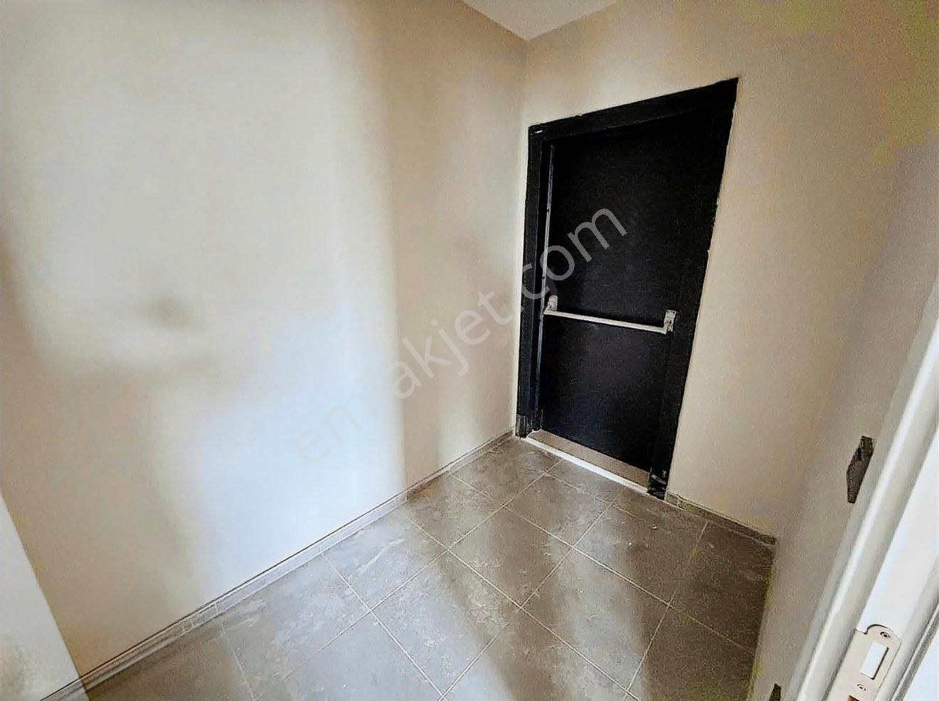Gürselpaşa’da Site İçi Lüks Yaşam! 7/24 Güvenlikli, Havuzlu 3+1 Satılık Daire - Görsel 2