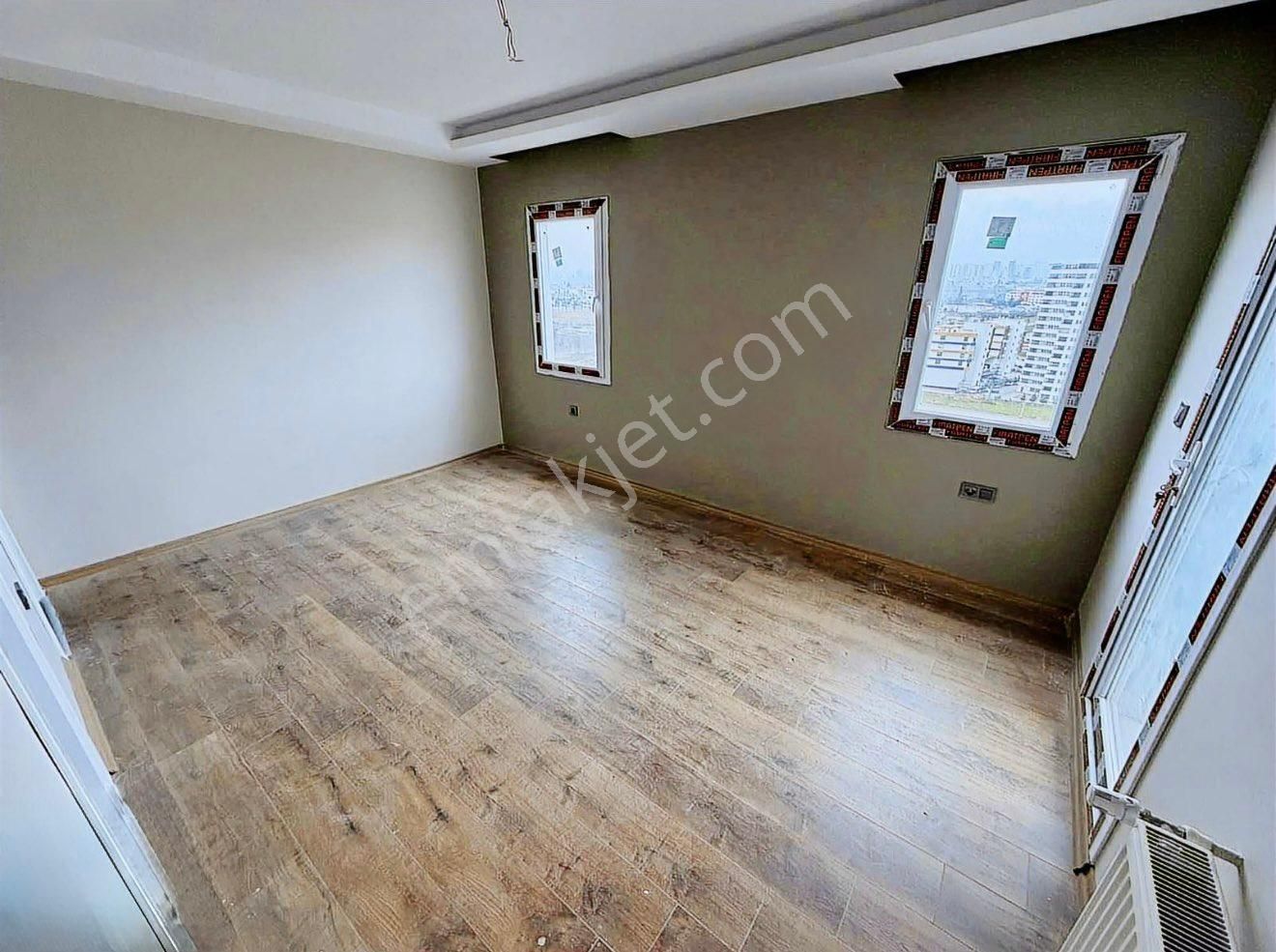 Gürselpaşa’da Site İçi Lüks Yaşam! 7/24 Güvenlikli, Havuzlu 3+1 Satılık Daire - Görsel 3