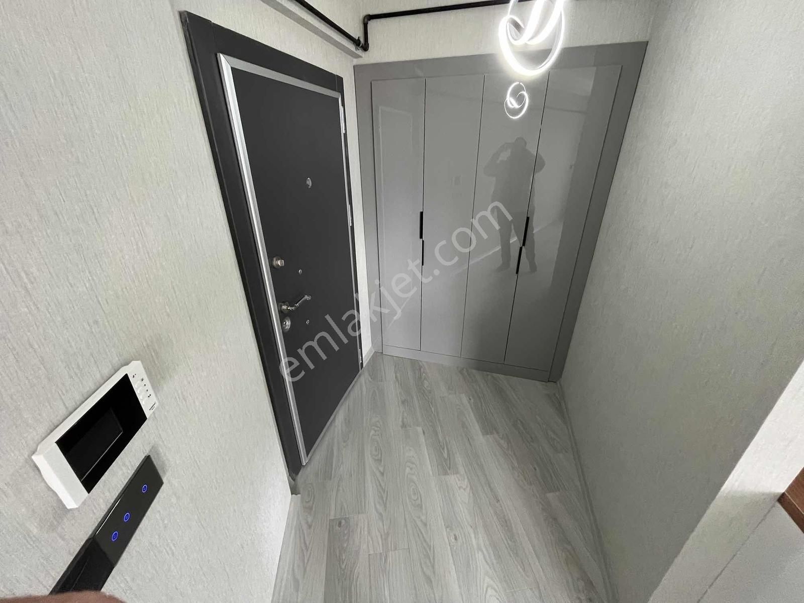 Yüce Emlak' Tan 7/24 Güvenlikli Sitede Ultra Lüx Eşyalı Daire - Görsel 33