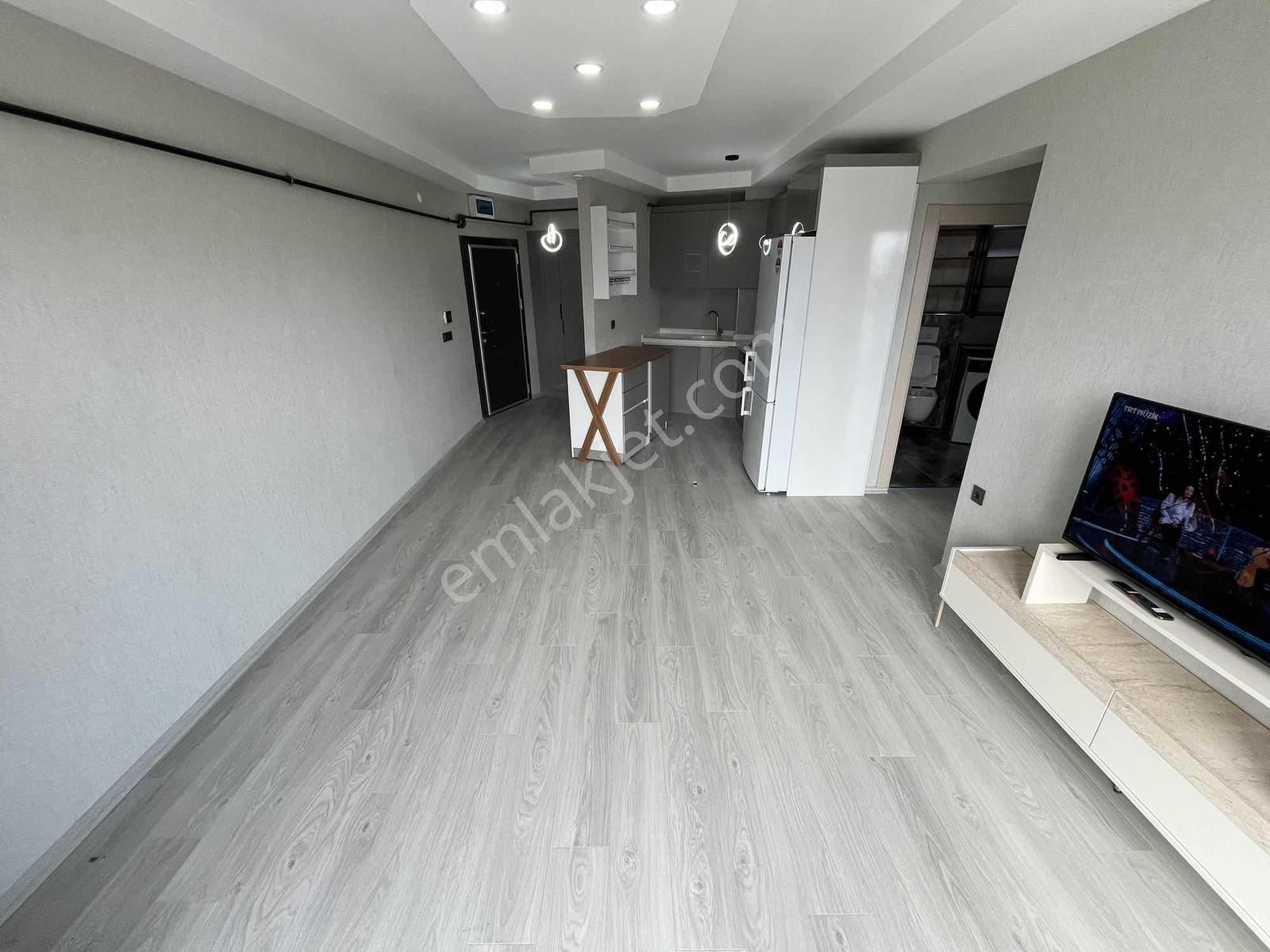 Yüce Emlak' Tan 7/24 Güvenlikli Sitede Ultra Lüx Eşyalı Daire - Görsel 15