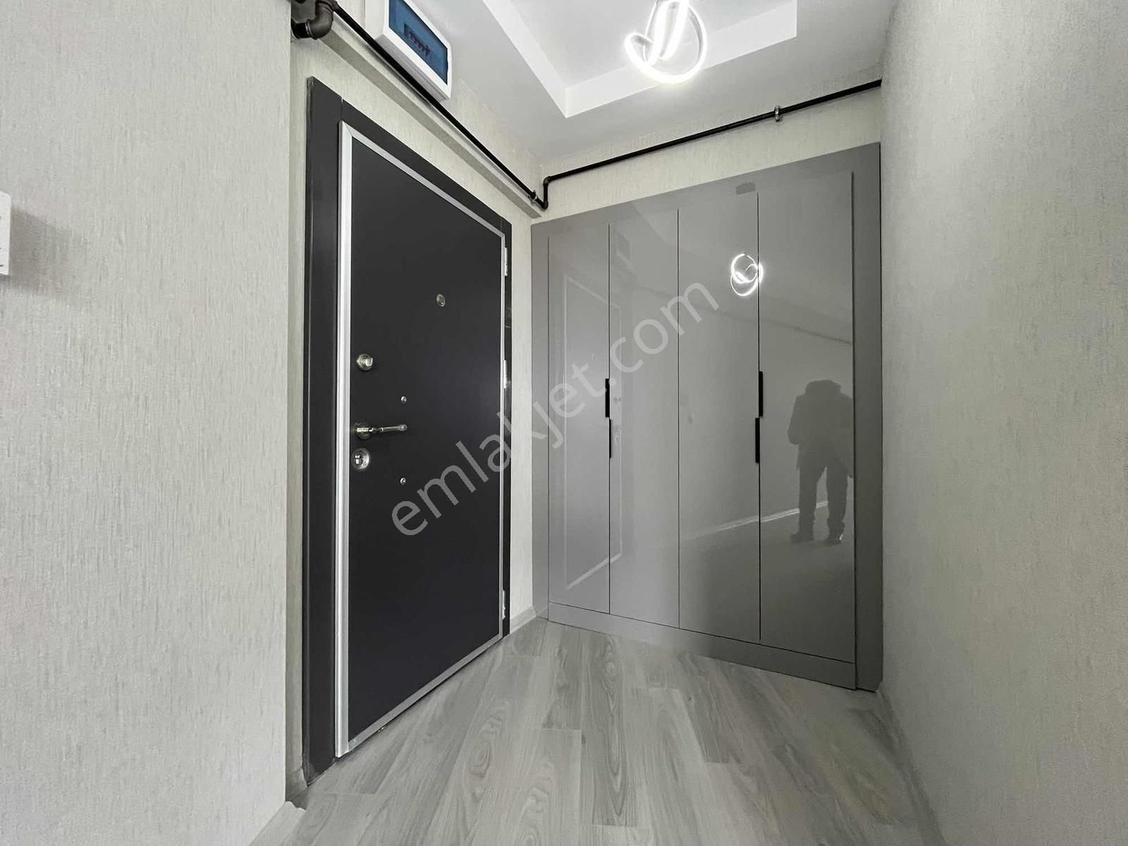 Yüce Emlak' Tan 7/24 Güvenlikli Sitede Ultra Lüx Eşyalı Daire - Görsel 26