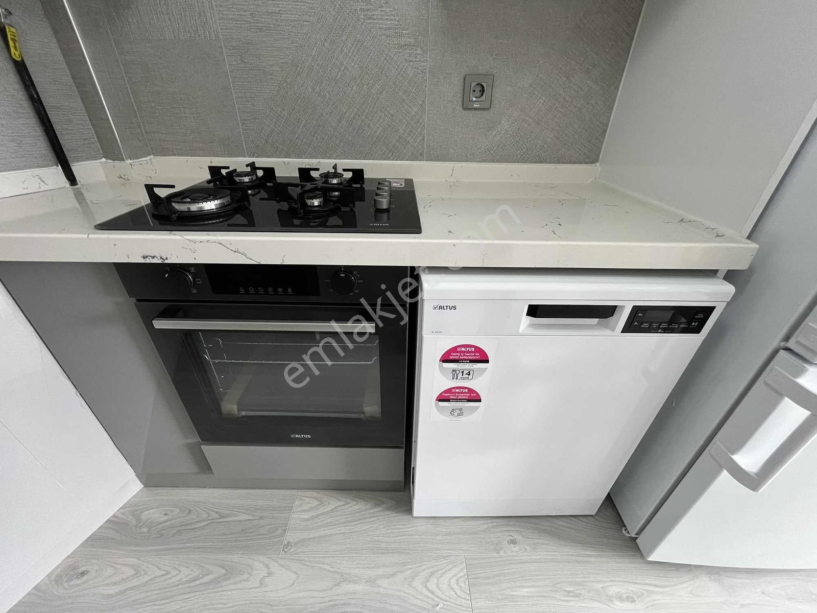 Yüce Emlak' Tan 7/24 Güvenlikli Sitede Ultra Lüx Eşyalı Daire - Görsel 8