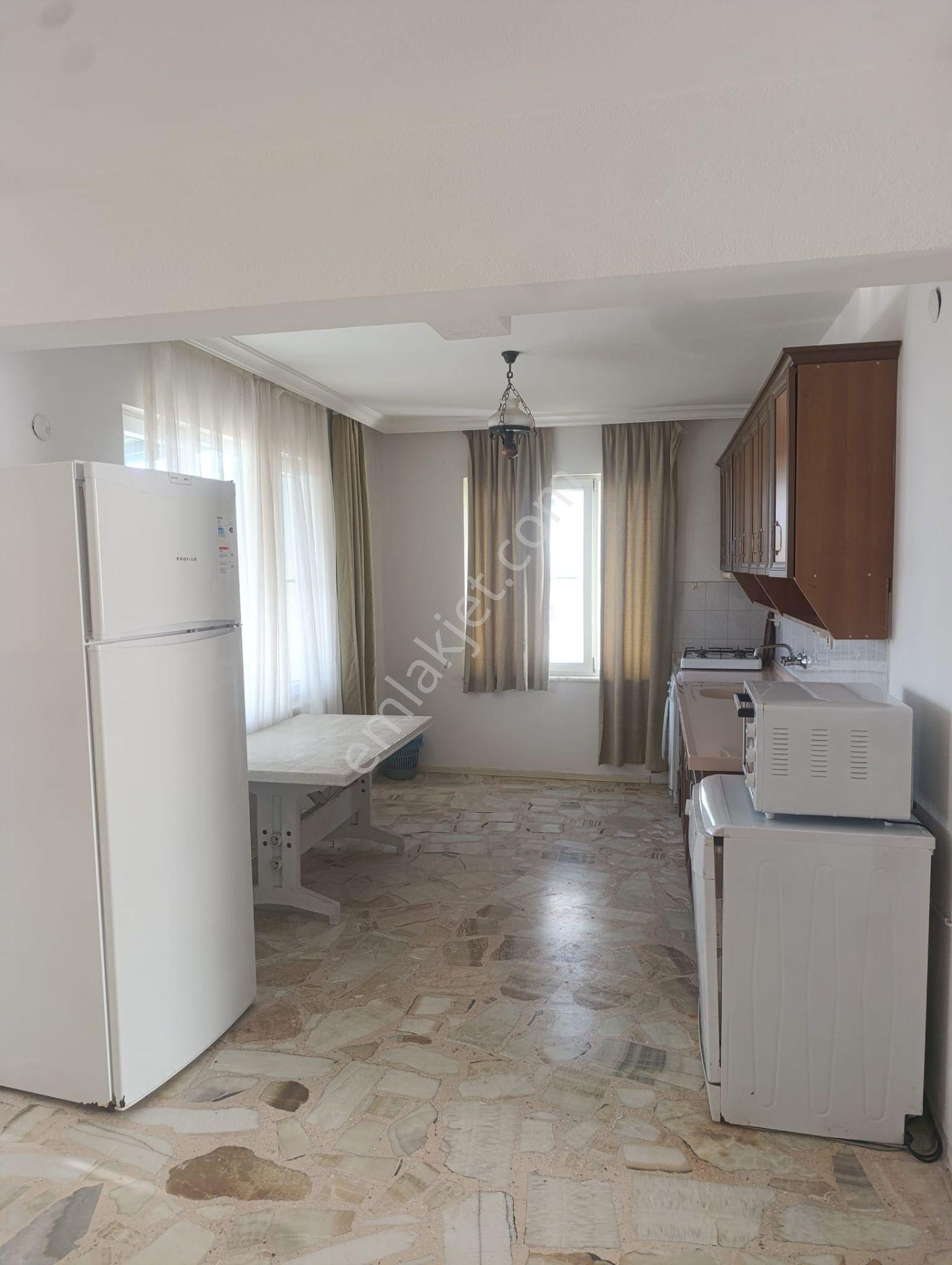 Altınoluk'ta Tatil Köyü İçerisinde Denize 100 M Günlük ,aylıık ,yıllık Kiralık Daire - Görsel 6