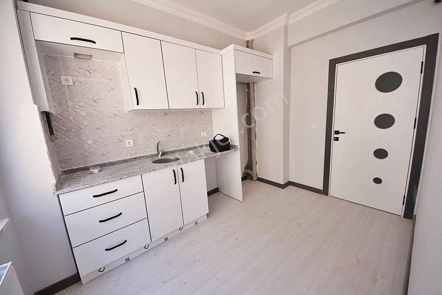 Metin Yapı'dan Ön Cephe Temiz 2+1 Kiralık Daire - Görsel 5